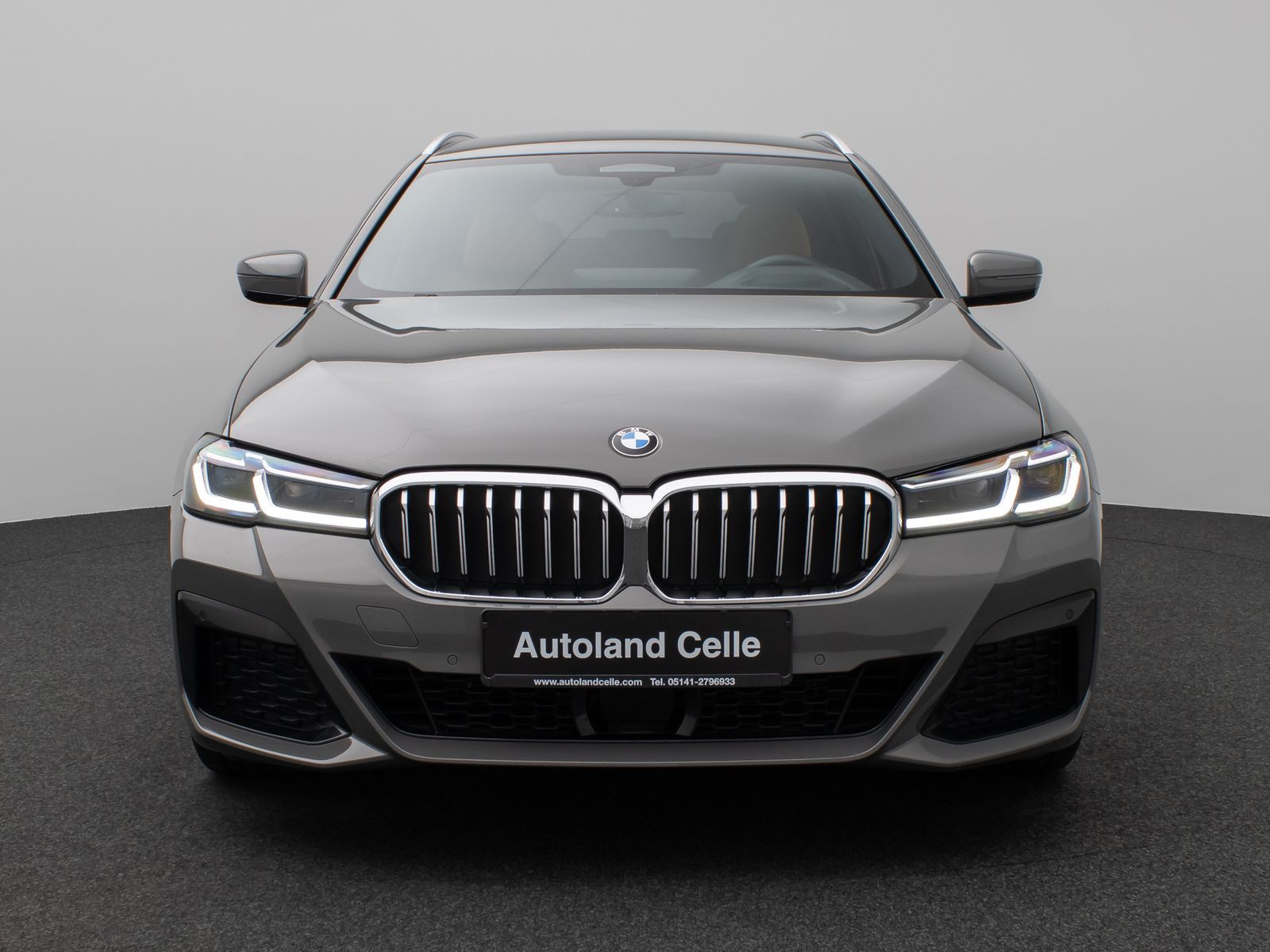 Fahrzeugabbildung BMW 530e xD M Sport HUD DAB Laser HiFi AHK Komfort