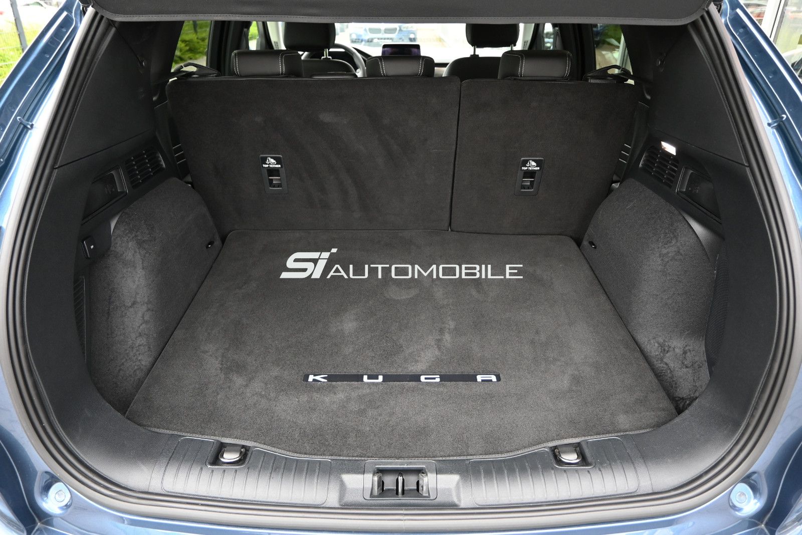 Fahrzeugabbildung Ford Kuga 2.0 D Aut. 4WD VIGNALE °ACC°HEAD-UP°STANDHZ