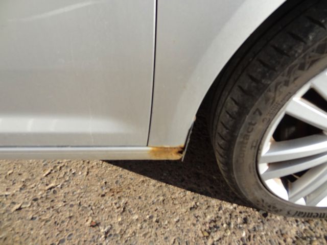 Fahrzeugabbildung Volkswagen Touran Highline/Klima/Navi/PDC/170PS/2.Hand/