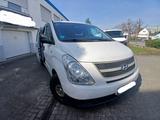 Hyundai H1 mit Camperzulassung - gebrauchte Hyundai H-1 aus dem Jahr 2011