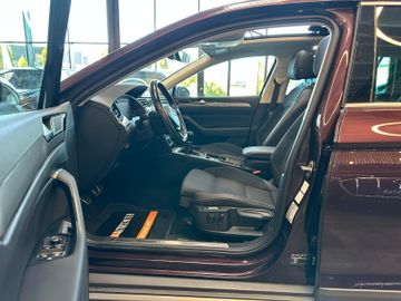 Volkswagen Passat Alltrack *PANO*3-Zonen*Keyless*AHK*