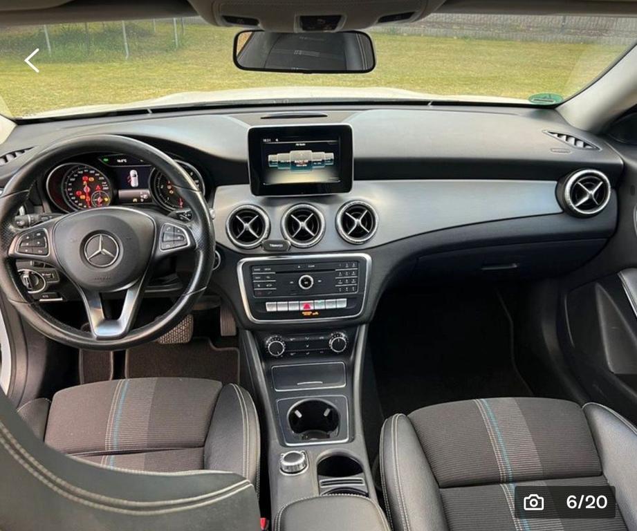 Mercedes-Benz CLA 200