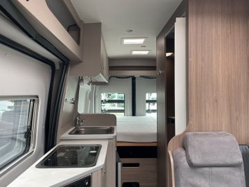 Carado CV 590 4X4 EDITION 24 mit Fahrradträger  KLIMA