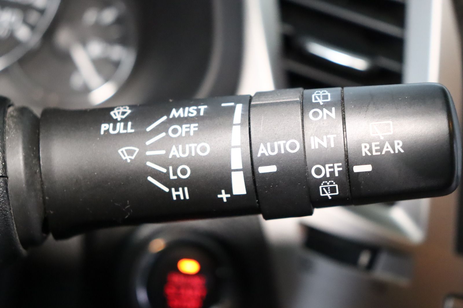 Fahrzeugabbildung Subaru Legacy Kombi 2.0D Outback Comfort Navigation