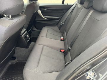 BMW 118 - 9