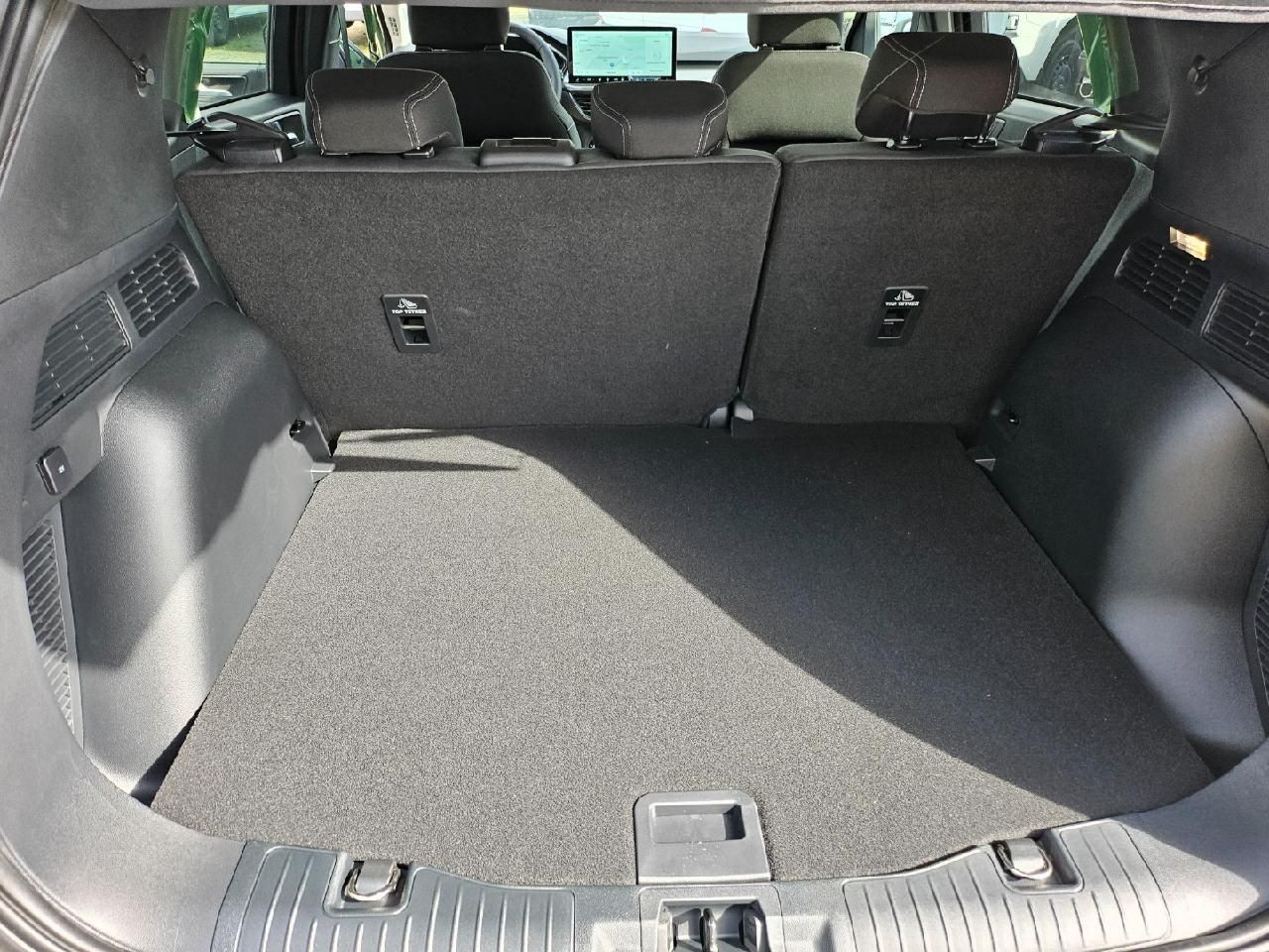 Fahrzeugabbildung Ford Kuga Hybrid Titanium