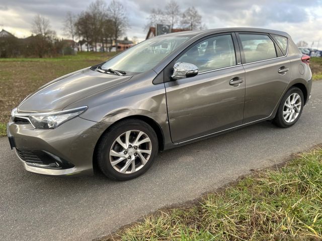 Toyota Auris Edition-S