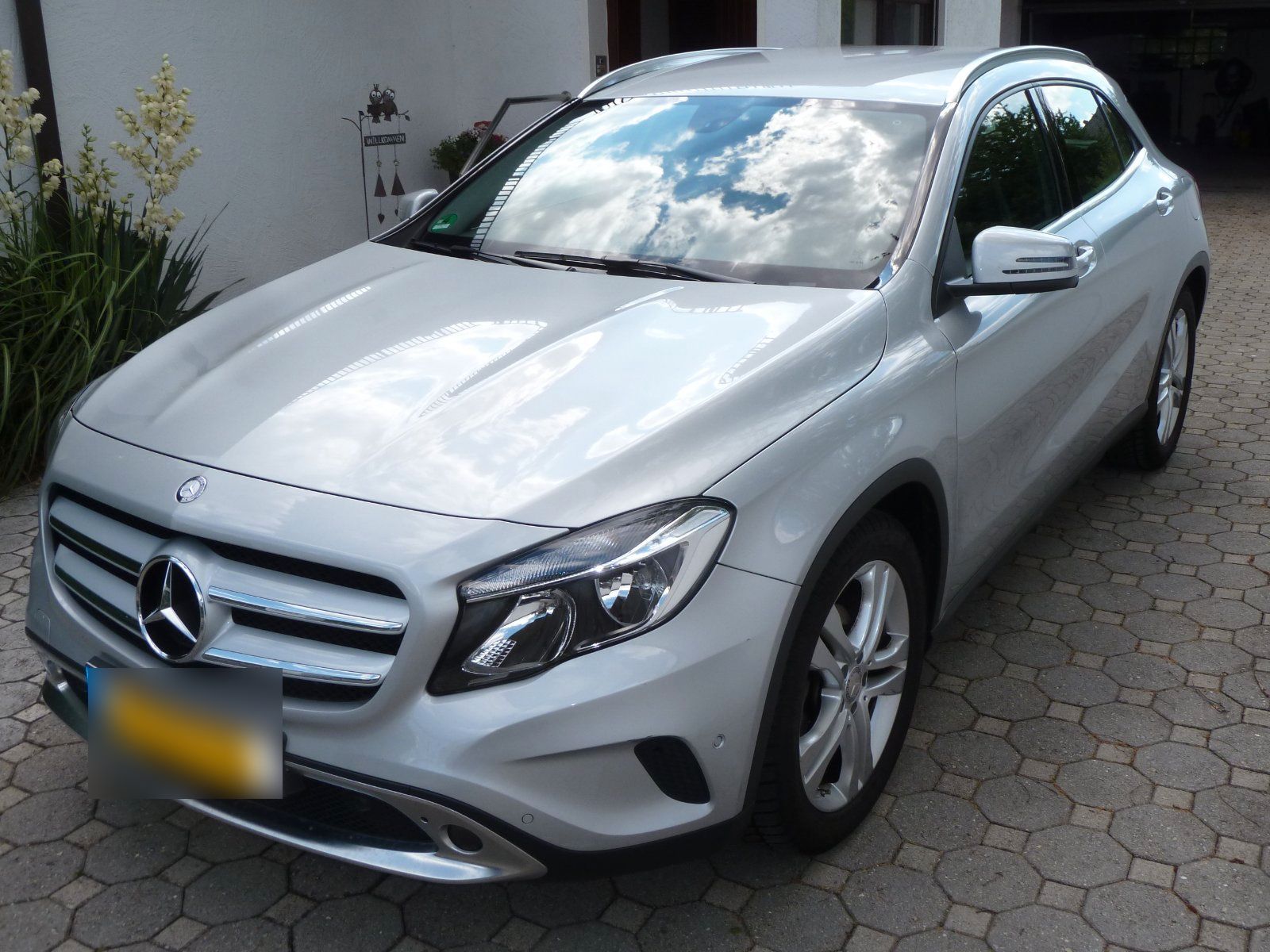 MERCEDES-BENZ Auto Mercedes Benz GLA 200 Benzin 28395 km...