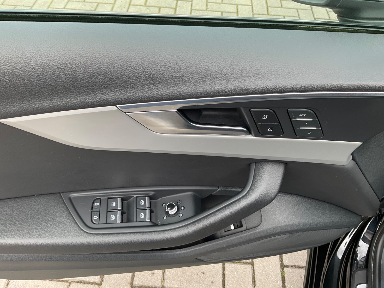 Fahrzeugabbildung Audi A4 35 TFSI S tronic Avant,CarPlay,ACC,Kamera