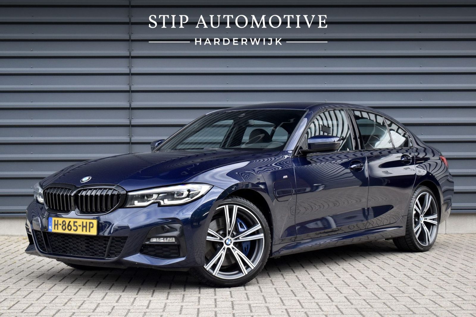 BMW 330 3 Serie 330e M Sport Individual | 19'' Wiele