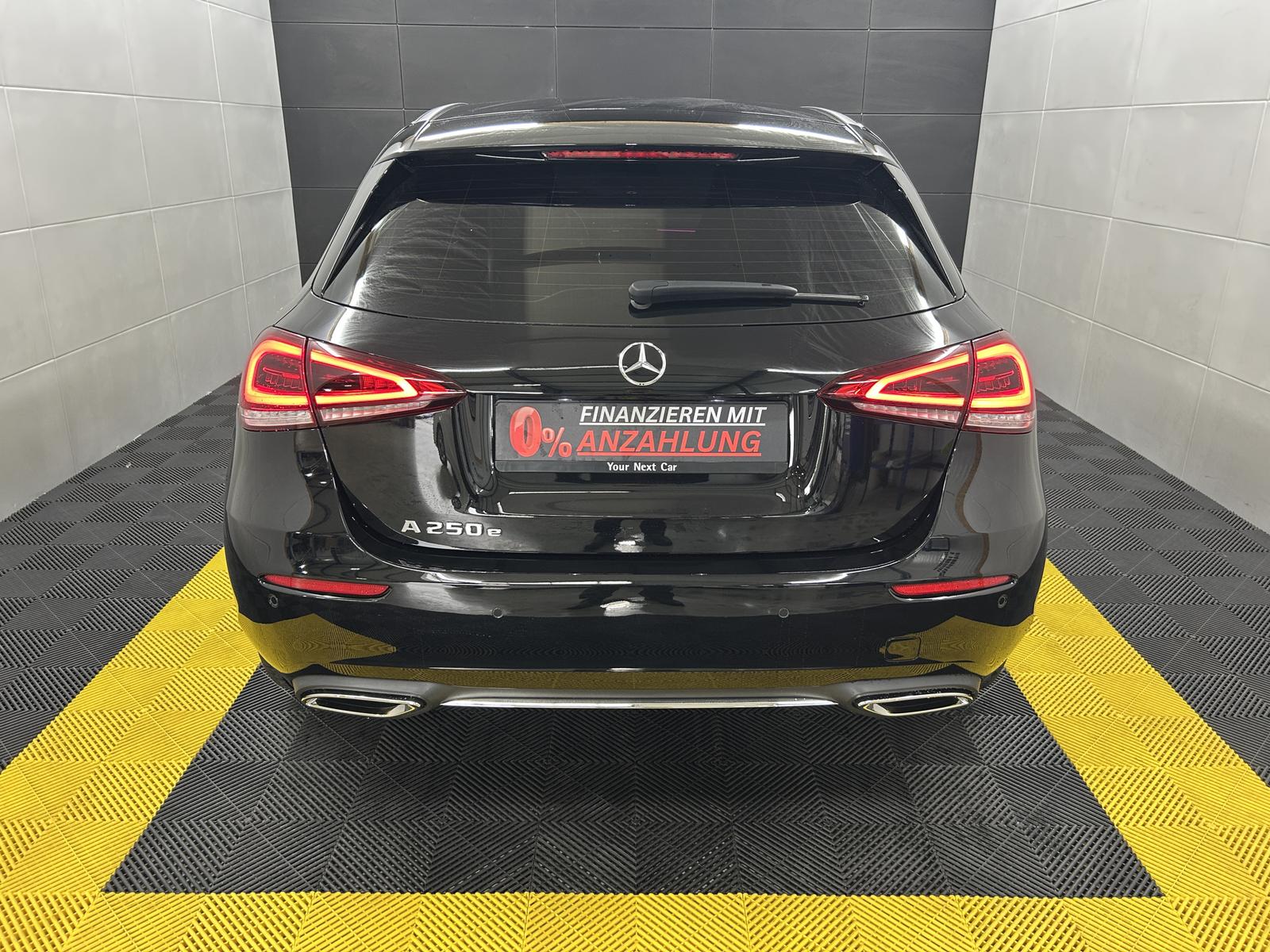 Mercedes-Benz A 250 e Progressive+360°+HUD+Burmester Surround