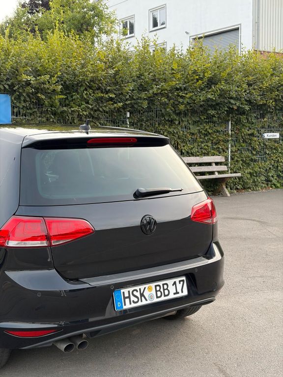 Image of Volkswagen Golf