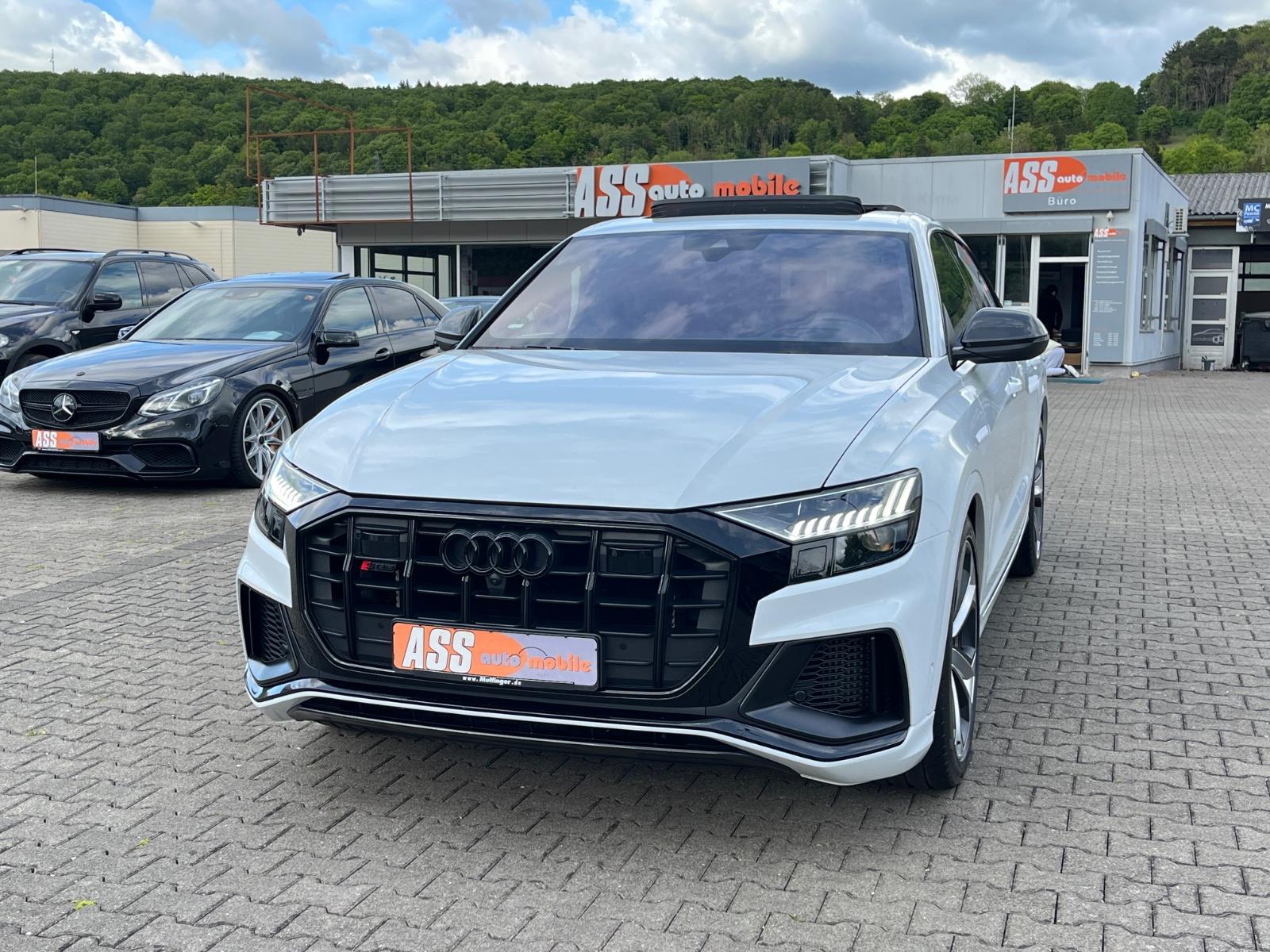 Audi SQ8/competition+/SofC/HuD/Sta/3xCarb/1HD/Pan/BRD