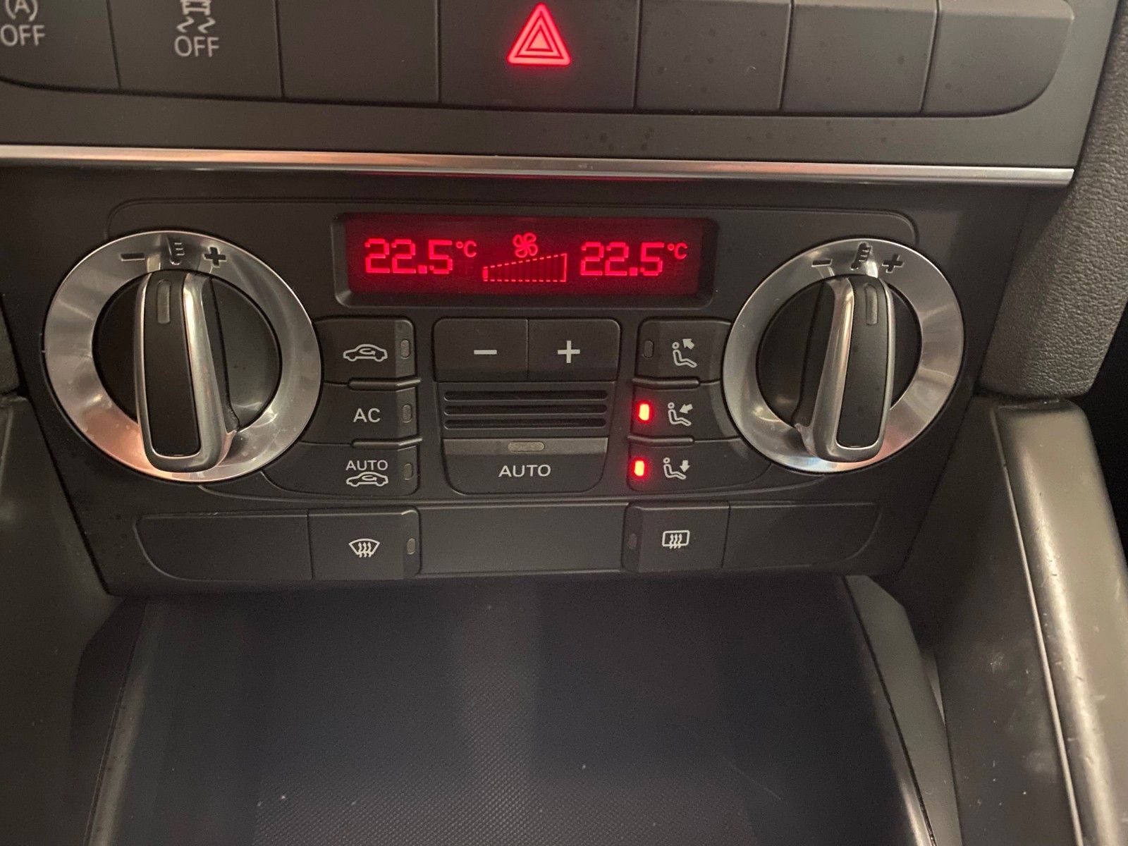 Fahrzeugabbildung Audi A3 2.0 TDI Ambition Sportback+GARANTIE+17"ALU+BC