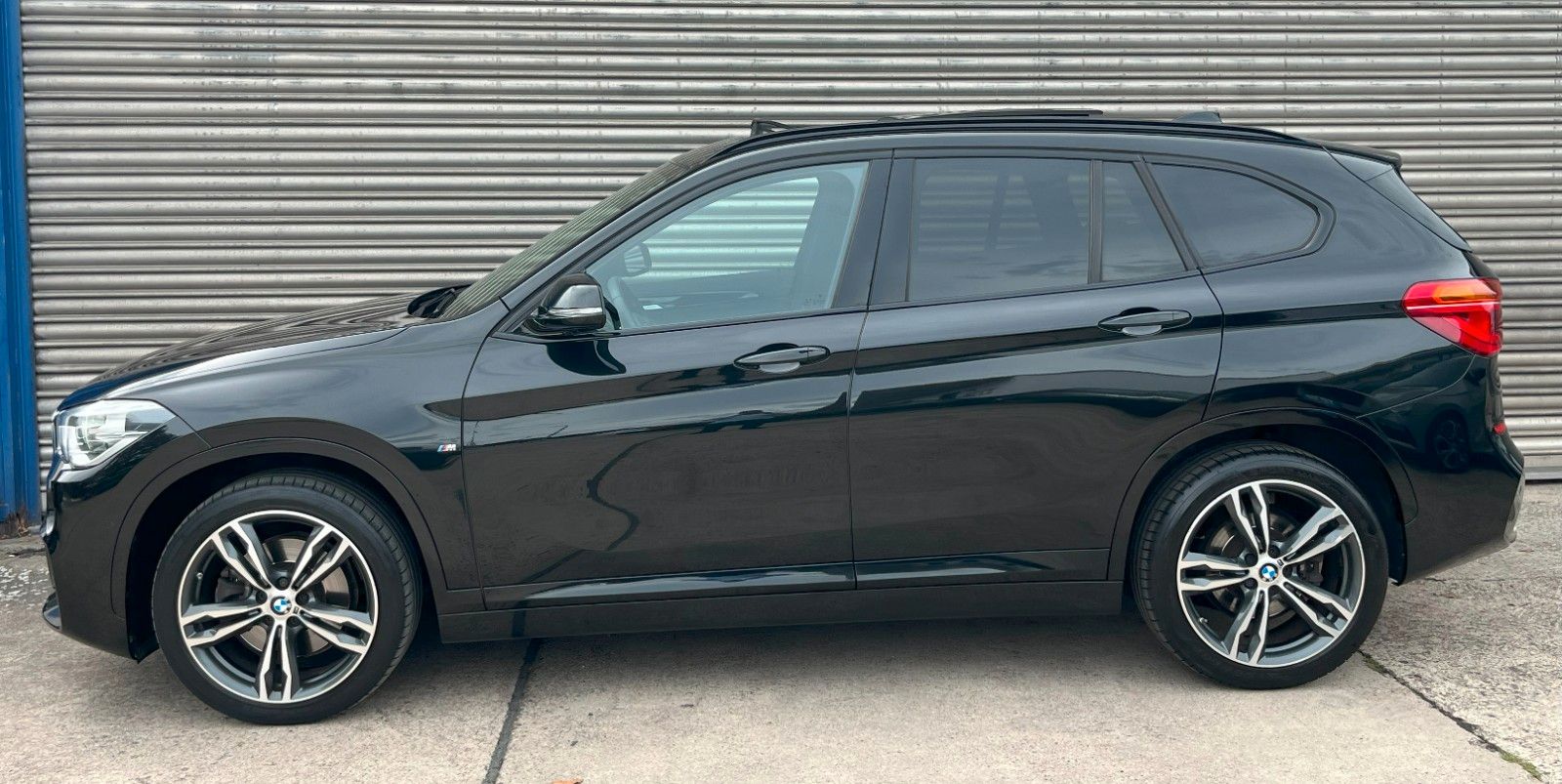 BMW X1 xDrive 25d M-PAKET PANO LED foto 2