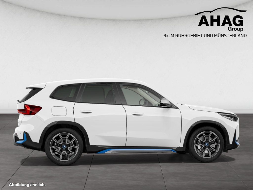 BMW iX1 - Bild 8