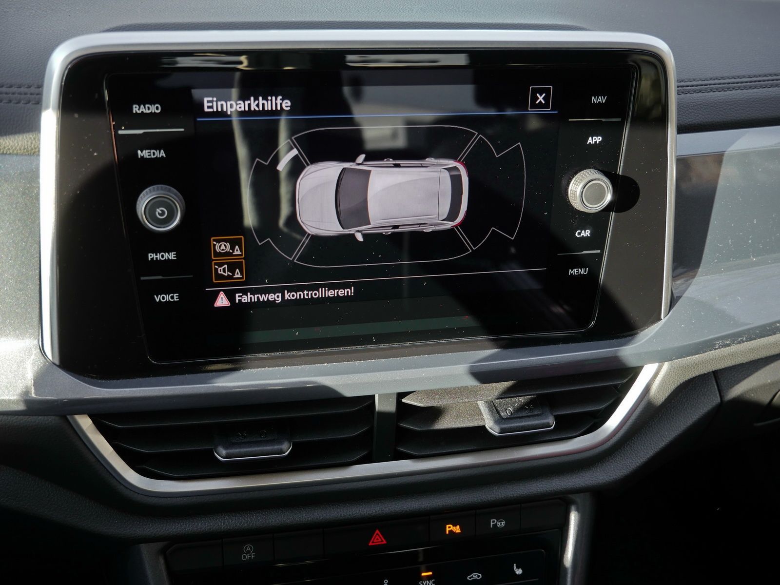 Volkswagen T-Roc - Bild 15