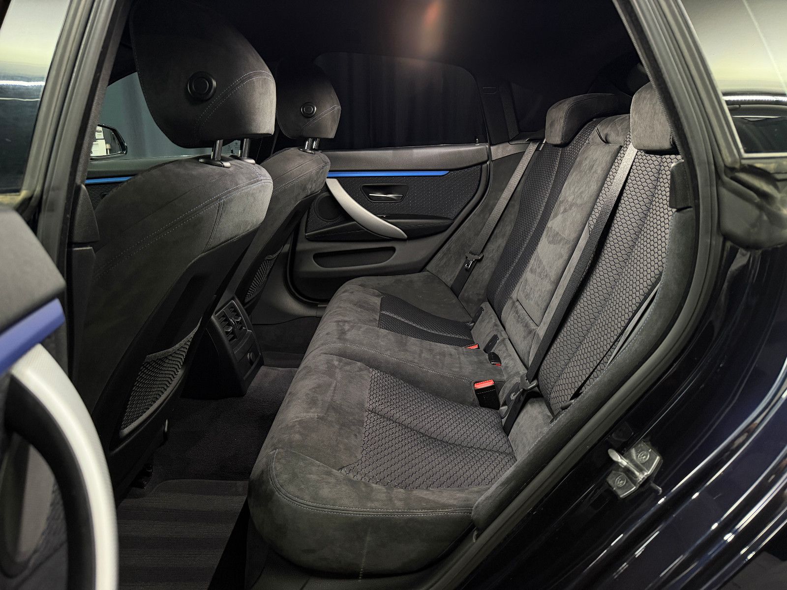 Fahrzeugabbildung BMW 440i Gran Coupe xDrive M Sport |HuD|NAVI|DE-FZG