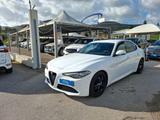 Alfa Romeo Giulia 2.2 jtdm 150CV AT8 Anno 2017 - weiße Alfa Romeo Giulia