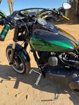 Harley-Davidson FD2 Dyna Gold-Grün  - HARLEY-DAVIDSON DYNA