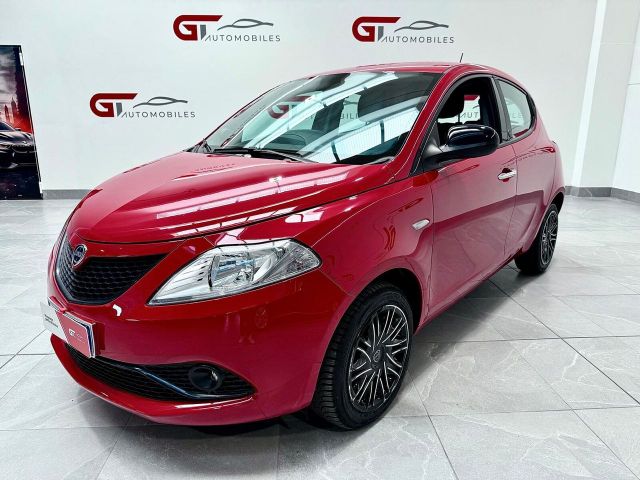 Lancia Ypsilon 1.0 FireFly 5 porte S&S Hybrid Ec