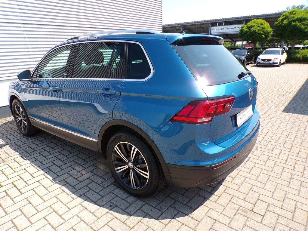 Fahrzeugabbildung Volkswagen Tiguan 1.4 TSI Sound *Navi*ACC*AHK*