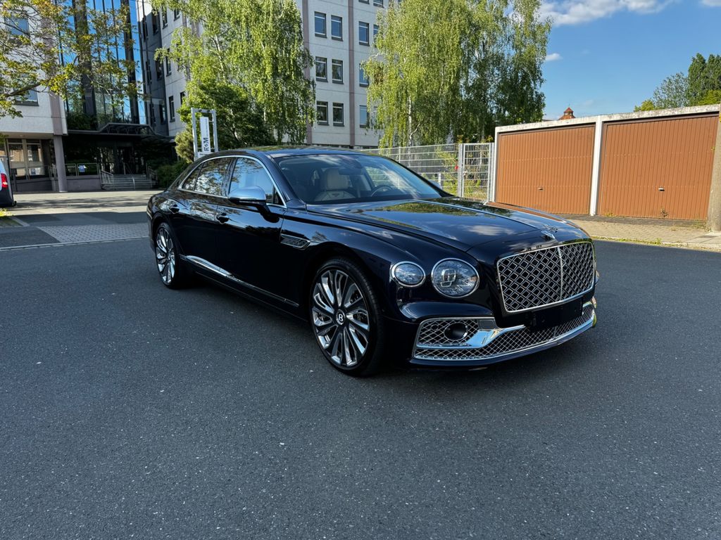 Bentley Flying Spur Mulliner V8 Mulliner REAR Entertain.