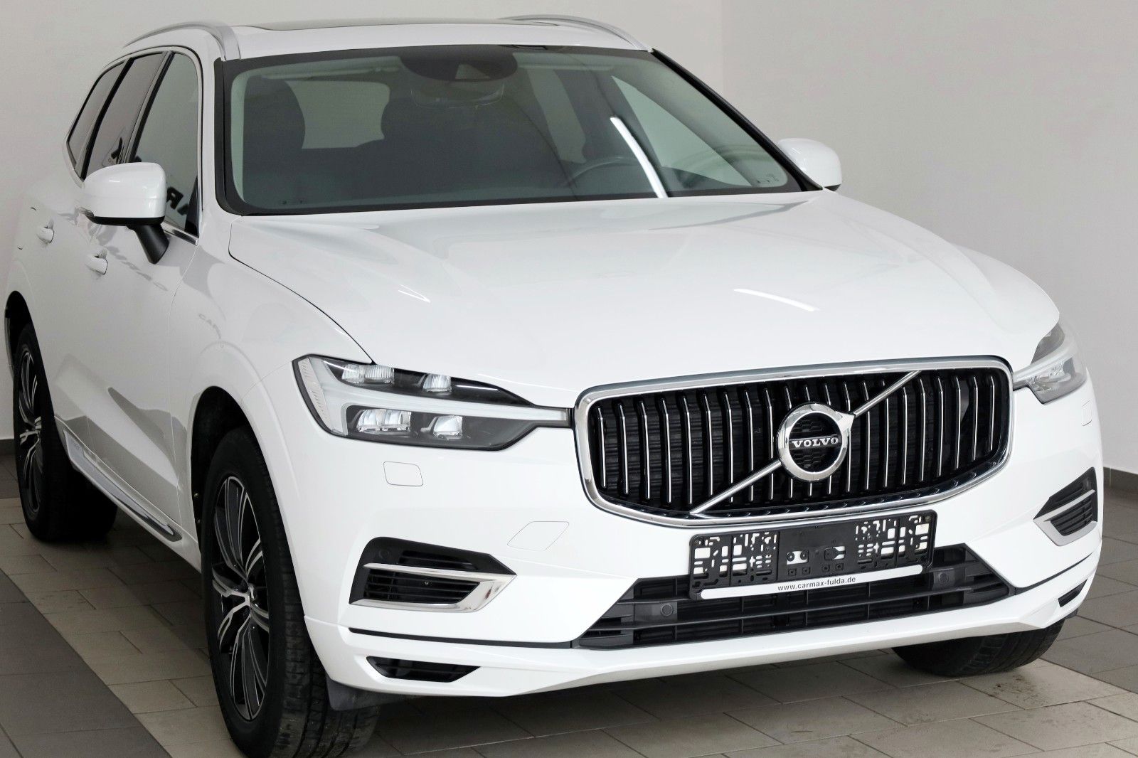 Fahrzeugabbildung Volvo XC60 Inscription T6 AWD,Leder,Kamera,Panoram,AHK