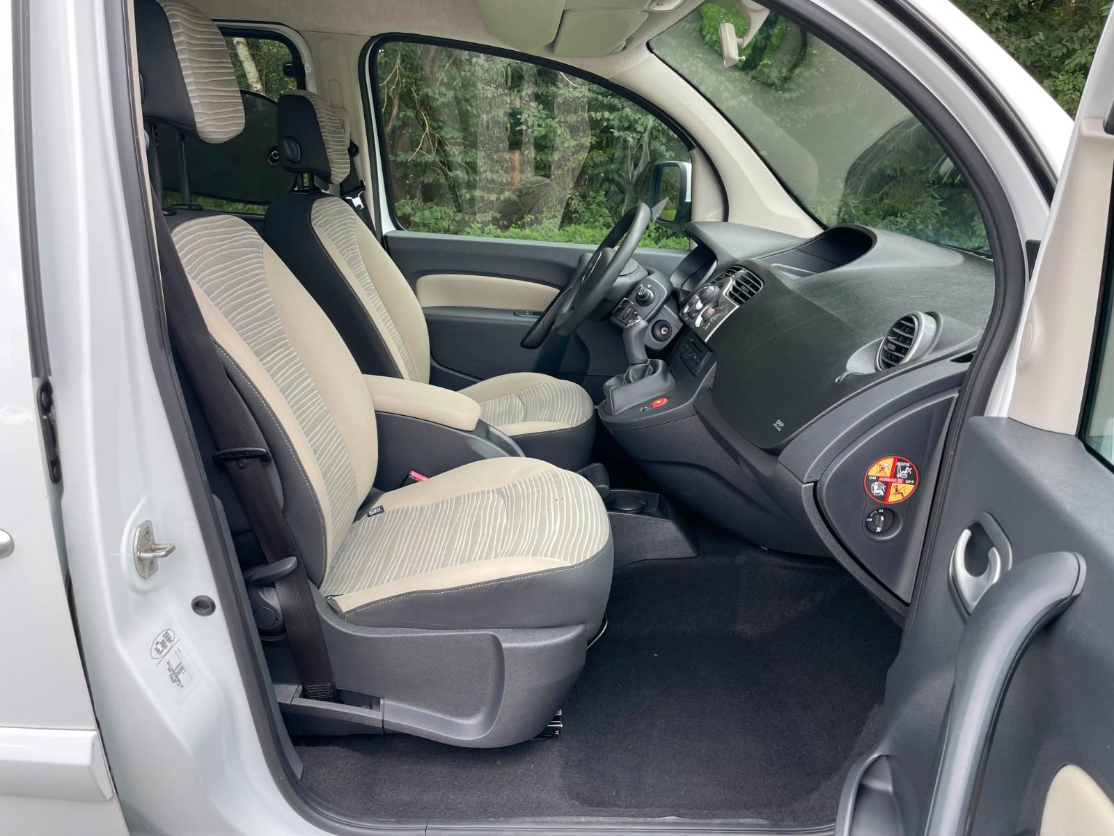 Renault Kangoo 2011 — photo 12
