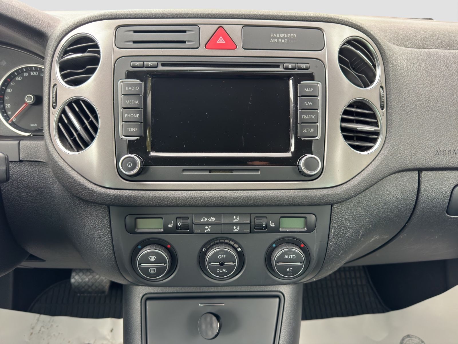 Fahrzeugabbildung Volkswagen Tiguan Sport & Style 4Motion/Kam./Leder/AHK