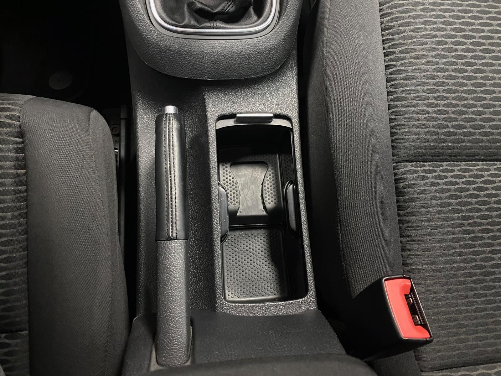 Fahrzeugabbildung Volkswagen Golf 1.4Trendline+KLIMA+ALWETTER+SCHECKHEFT+HU