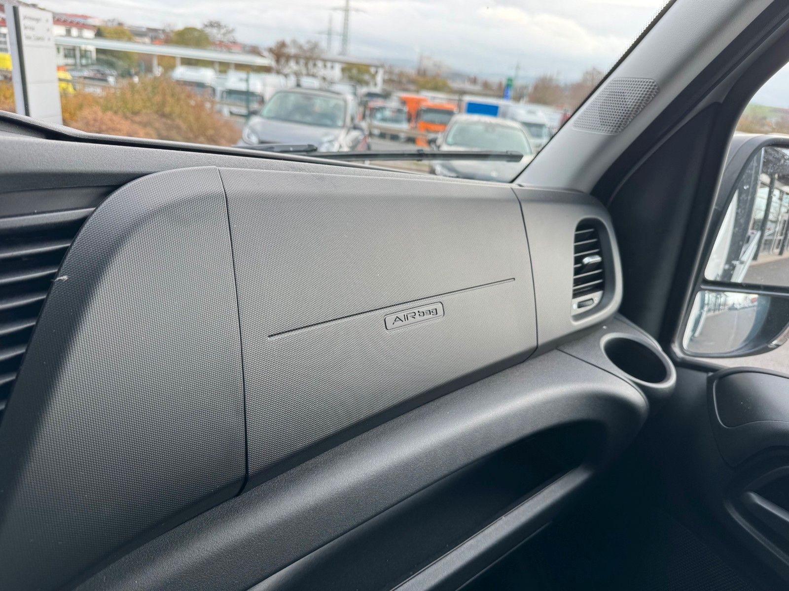 Fahrzeugabbildung Iveco Daily 35S16 *R.3750mm*Automatik*AHK*Kamera*