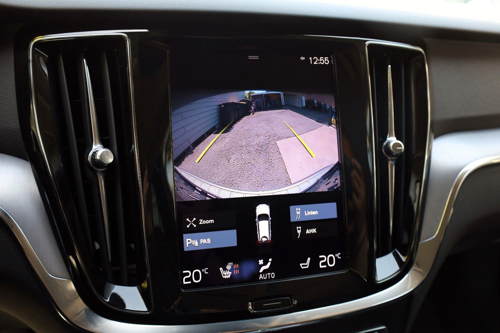 Fahrzeugabbildung Volvo V60 Momentum Pro Leder,Navi,LED,CarPlay, AHK el.