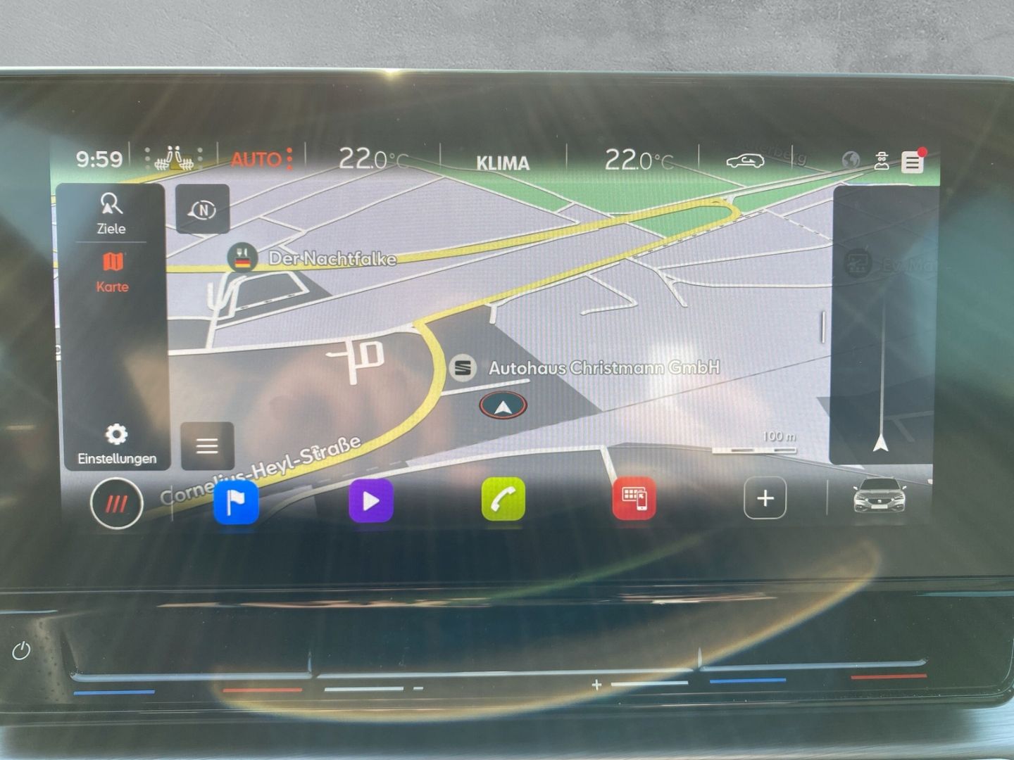 Fahrzeugabbildung SEAT Leon Sportstourer FR 2.0 TDI EU6d Navi Digitales