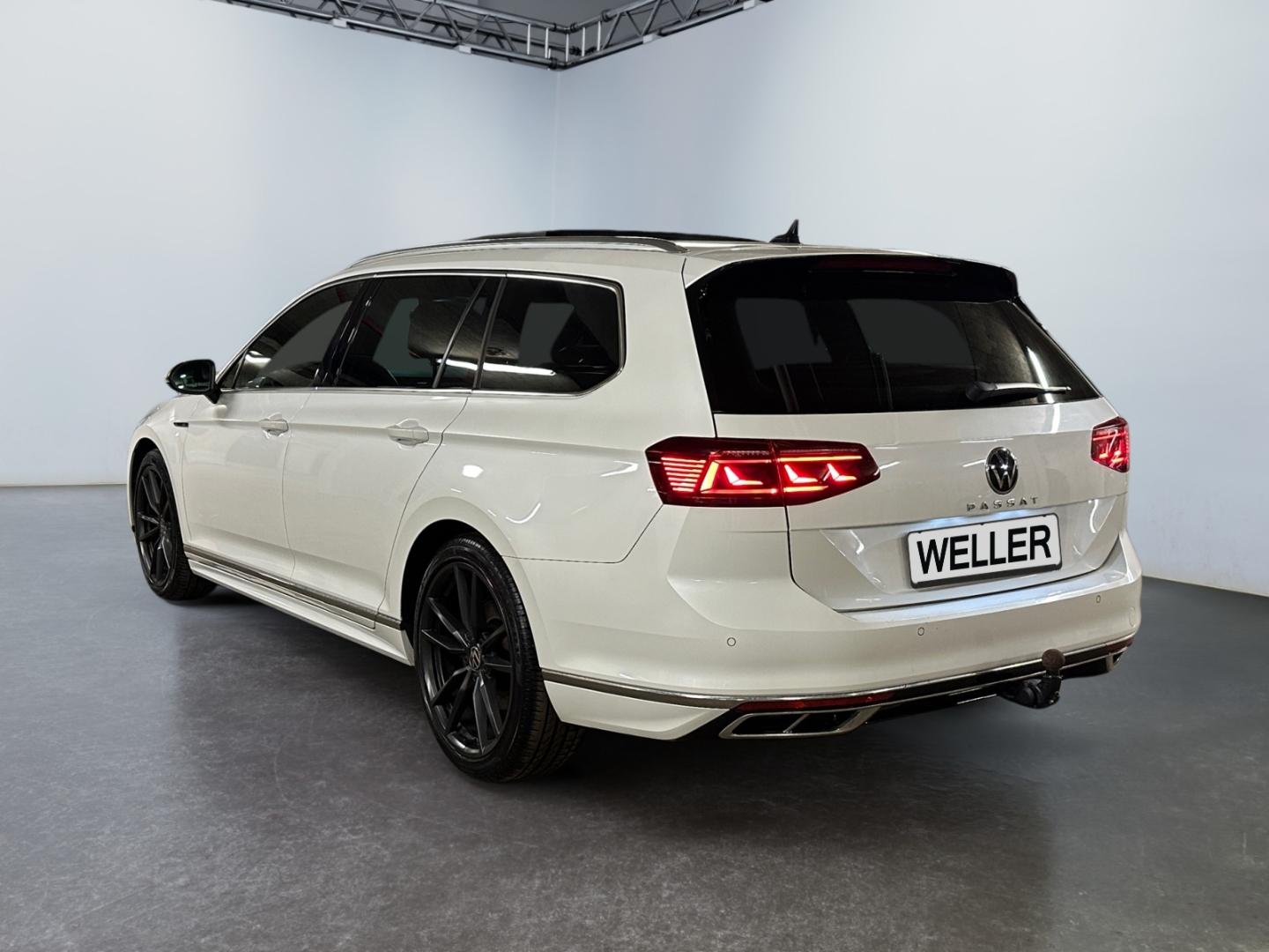Volkswagen Passat Variant 2.0 TSI R-Line *Matrix*ACC*Pano*A