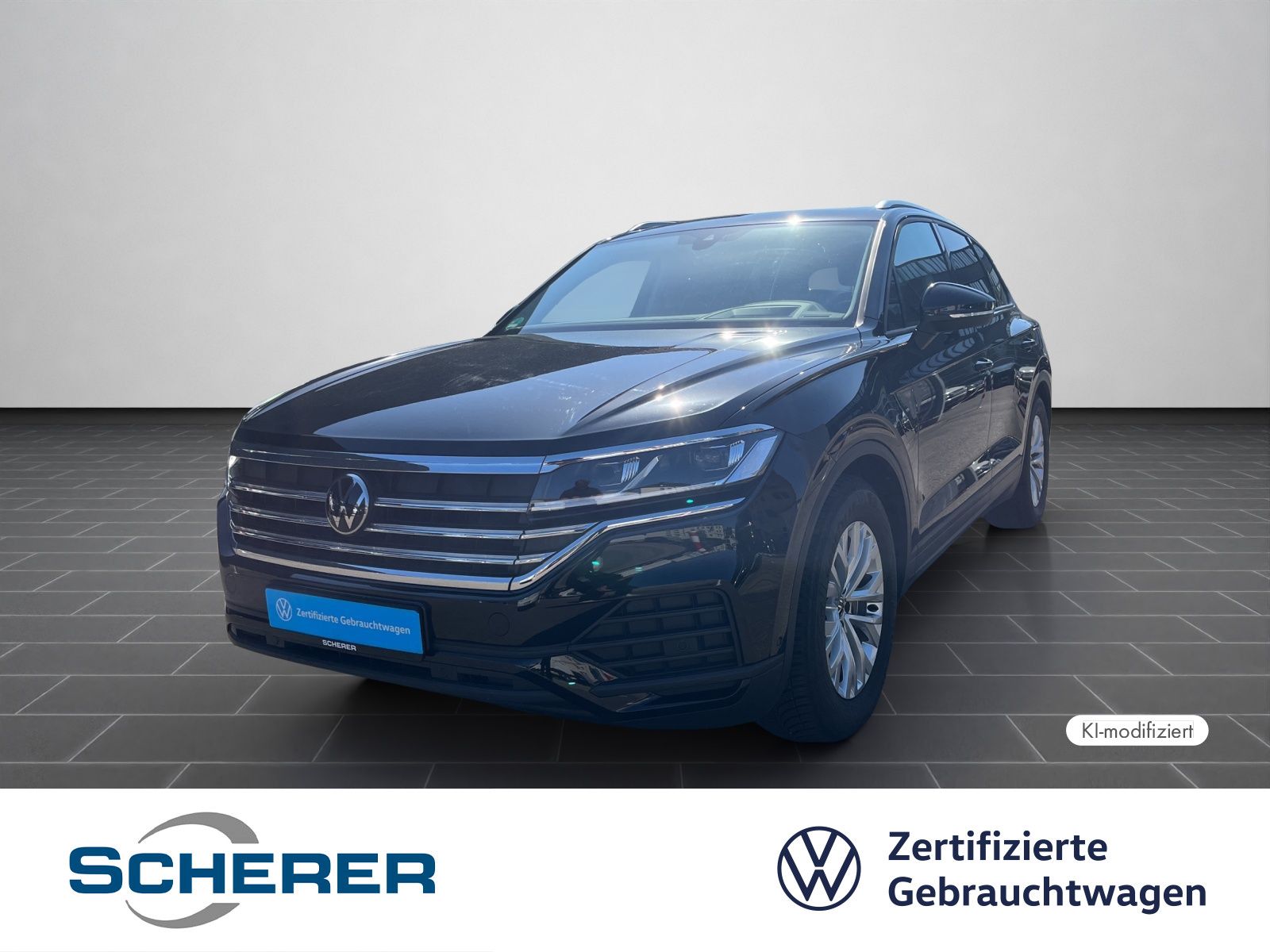 Volkswagen Touareg - 1