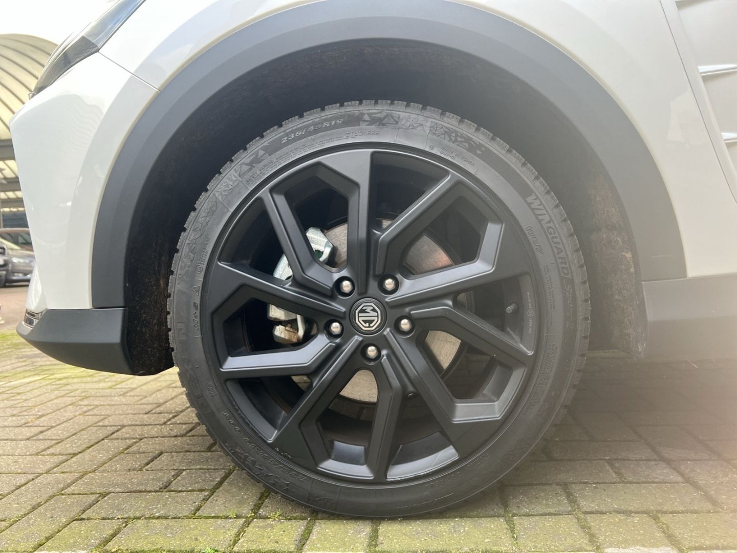 Fahrzeugabbildung MG Marvel R Luxury Panorama Leder digitales Cockpit