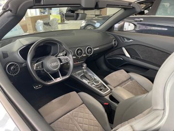Fahrzeugabbildung Audi TT 2.0 TFSI Roadster S-Line quattro*BangOlufsen*