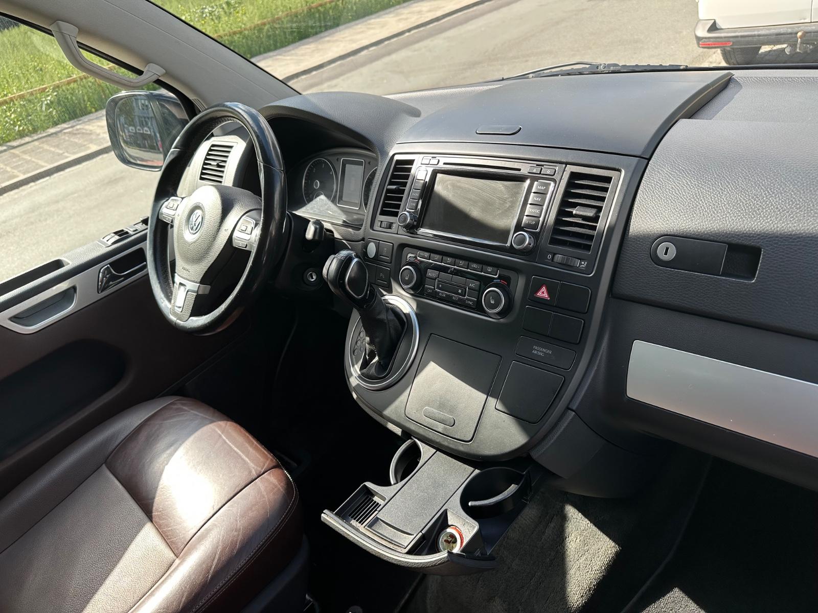 VOLKSWAGEN T5 MULTIVAN - 140 ch - HIGHLINE - CUIR