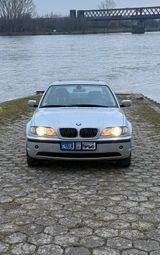 BMW e46 325xi 6-Zylinder 192PS 2002 140.000km Allrad - BMW 325: 325xi