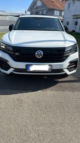 Volkswagen Touareg R-Line 4 Motion | Pano ... - VW Touareg Gebrauchtwagen in Freiburg