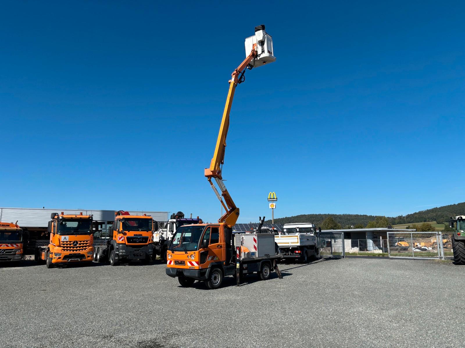 Multicar M30 4x4 Arbeitsbühne + 3. S-Kipper