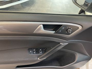 Volkswagen Golf VII Variant Allstar BMT *2. Hand*AHK*Klima*