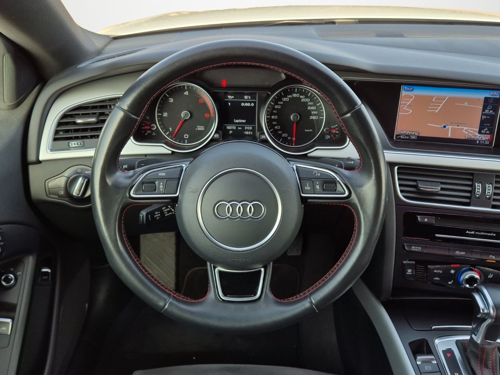 Fahrzeugabbildung Audi A5 3.0TDI QUAT SLINE S-TRONIC KAM KEYLESS STANDH
