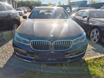 BMW 740 - 2