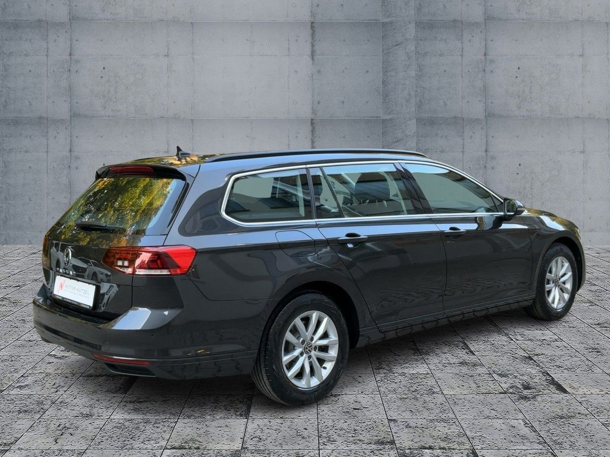 Volkswagen Passat Variant - Bild 6