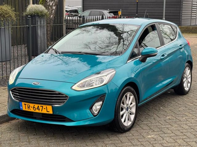 Ford Fiesta 1.5 TDCi Titanium *NAVI/CAMERA