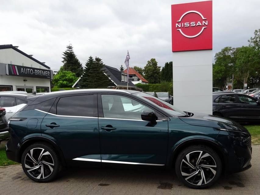 Fahrzeugabbildung Nissan Qashqai 1.3 DIG-T MHEV Automatik Tekna