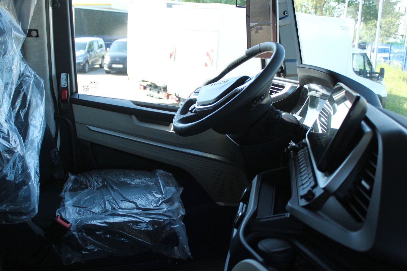 Fahrzeugabbildung Iveco S-Way AS440S46T/FP mit Kipphydraulik