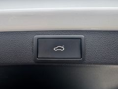 SKODA Octavia Combi 2.0 TDI Style*HEAD UP*MATRIX*